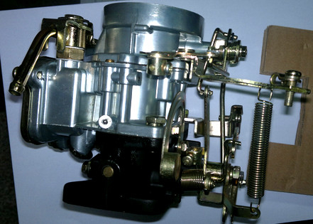 燃料装置のキャブレターの自動エンジン部分日産J15保証12か月の